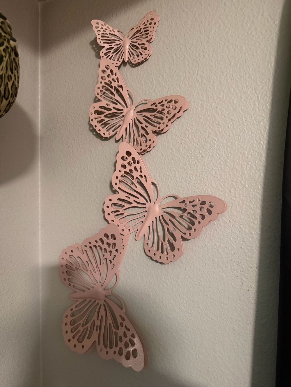 Pink Butterfly Wall Decor Set - Elegant Metal Accent
